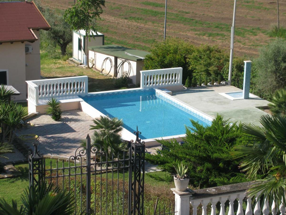 Residence Il Villaggio Del Re Corropoli Exterior photo